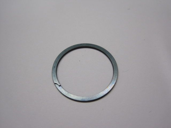 FOX Retaining Ring Internal 0.906 HousingSmalley WH-90 (038-00-077)